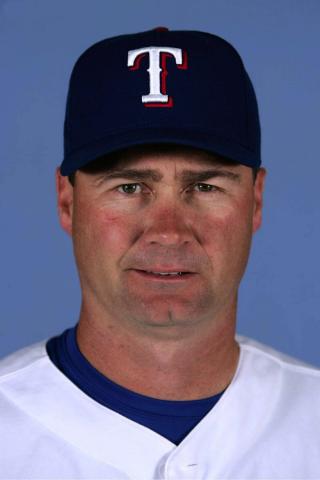 Scott Servais.jpg