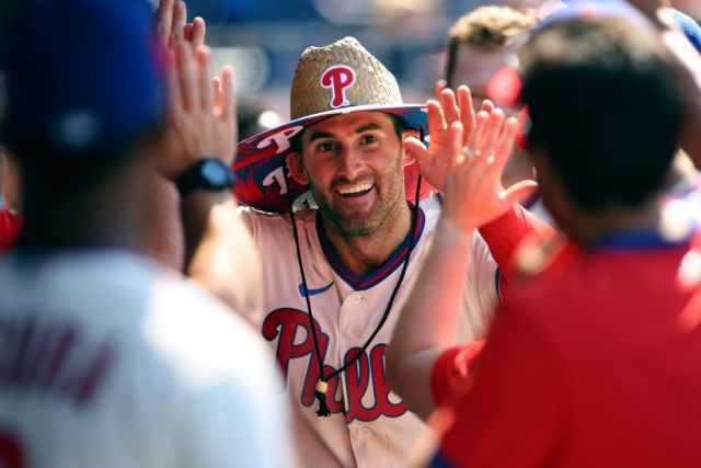 the-origin-story-behind-the-phillies-straw-hat-home-run-celebration-2.thumb.jpg.1781ce6c3275480c5f570352ae7590a1.jpg