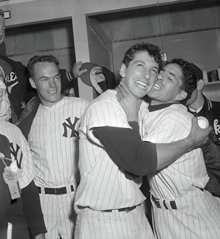 BillyMartin1953.thumb.jpg.d53cee2d5d746c0c7bce3c2367aae57a.jpg