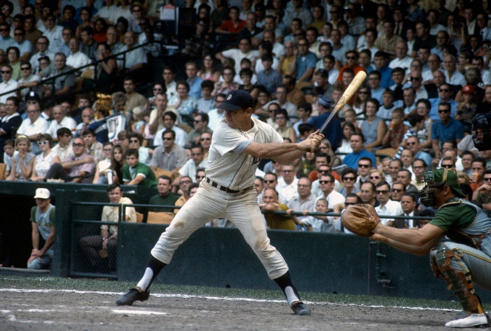 Fans still wait to rub elbows with former slugger Boog Powell at