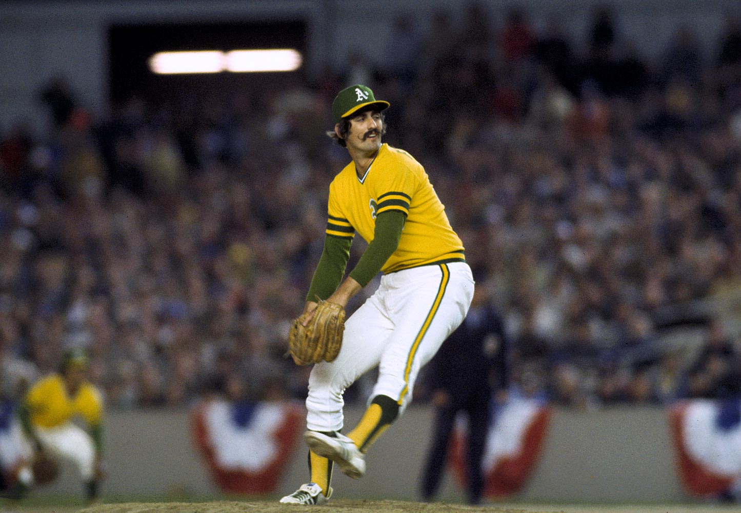 Rollie Fingers.jpg